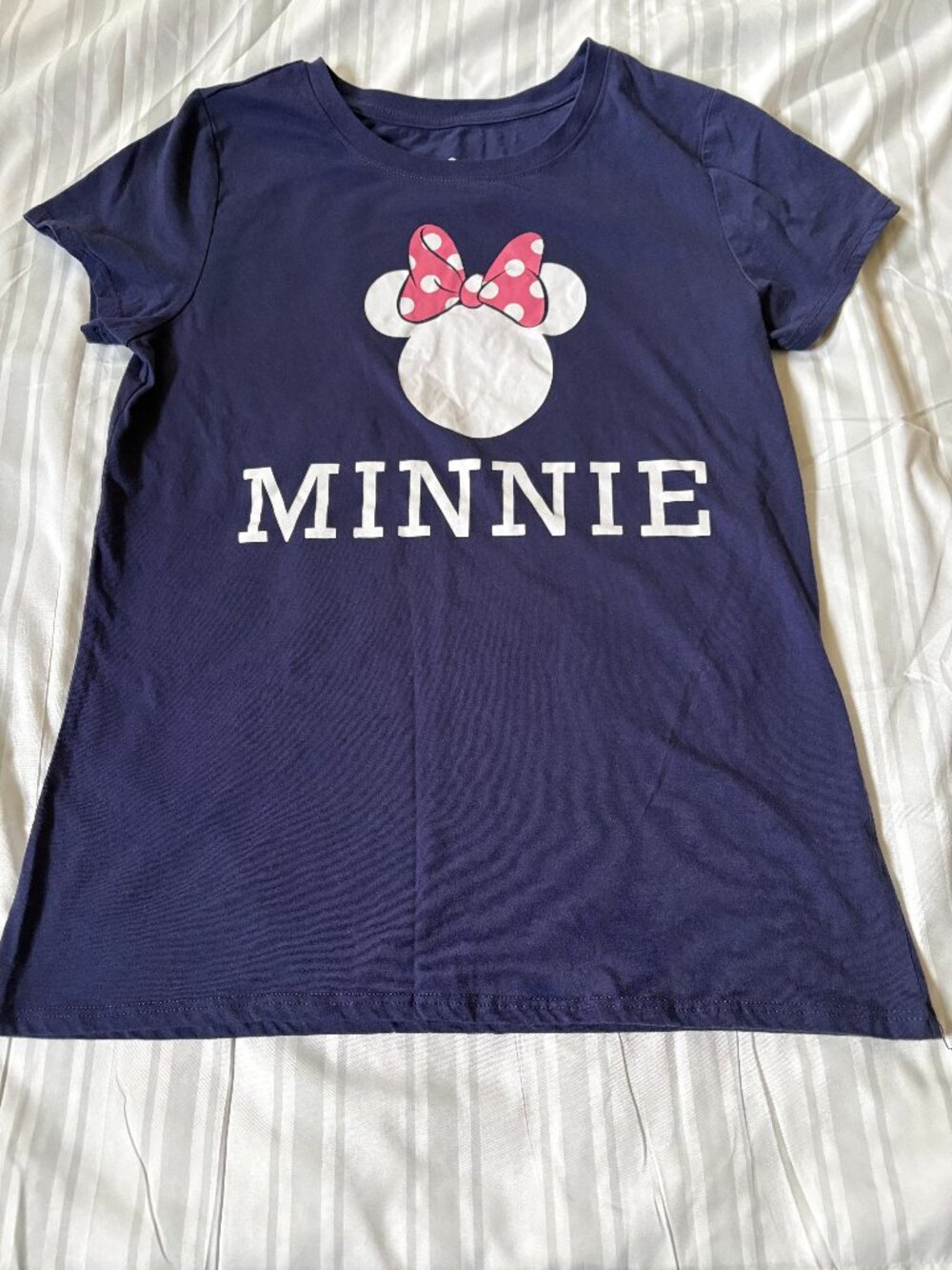 Women's Disney "Minnie" T-Shirt -- NWOT
